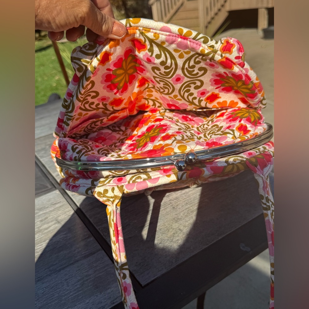 Vera Bradley Floral Quilted Shoulder Bag with Kisslock - Picture 9 of 13